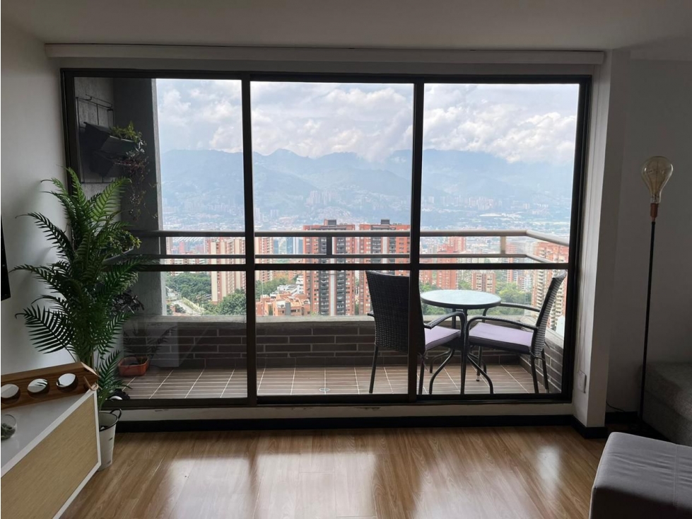 Arriendo Apartamento en el Poblado Loma de los Gonzales — foto 2