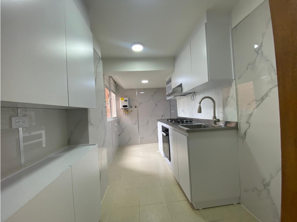 Arriendo Apartamento en el Poblado Sector Vizcaya — foto 4