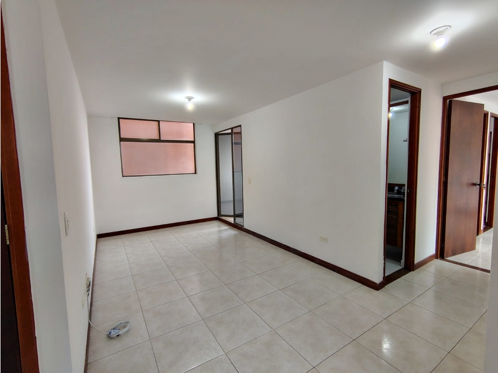 Apartamento en arriendo sector Los Gonzalez — foto 6