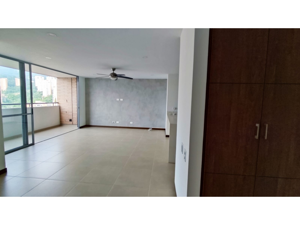 Apartamento en Arriendo sector Loma de los Gonzalez — foto 6