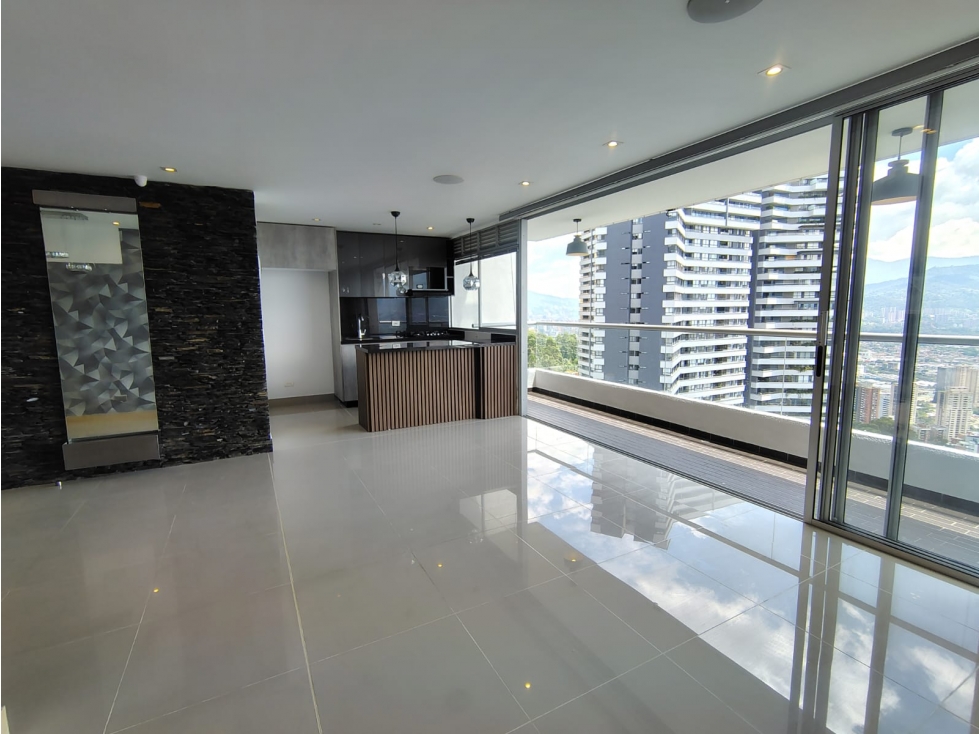 Apartamento en arriendo sector Loma del Indio