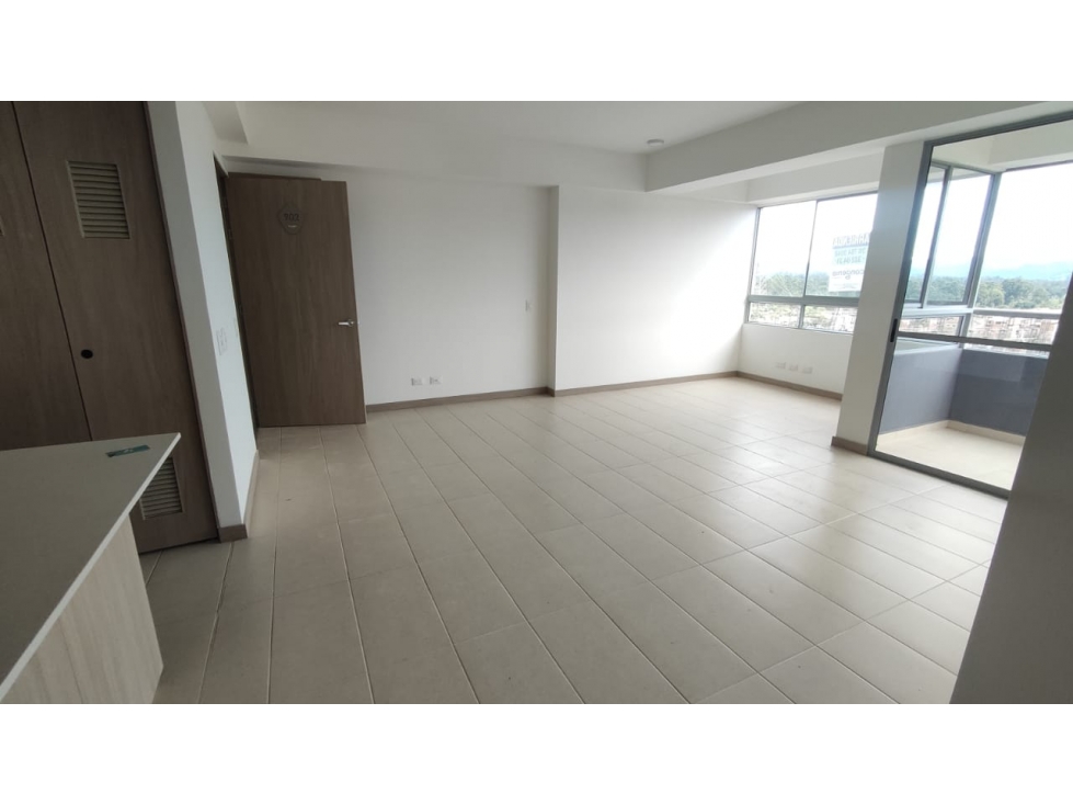 Apartamento en arriendo en Rionegro, Sector San Nicolás — foto 2