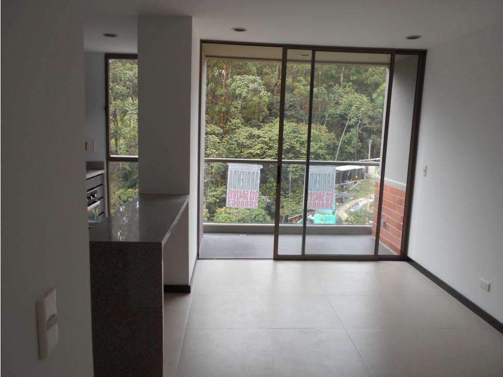Apartamento en arriendo sector superior padre marianito