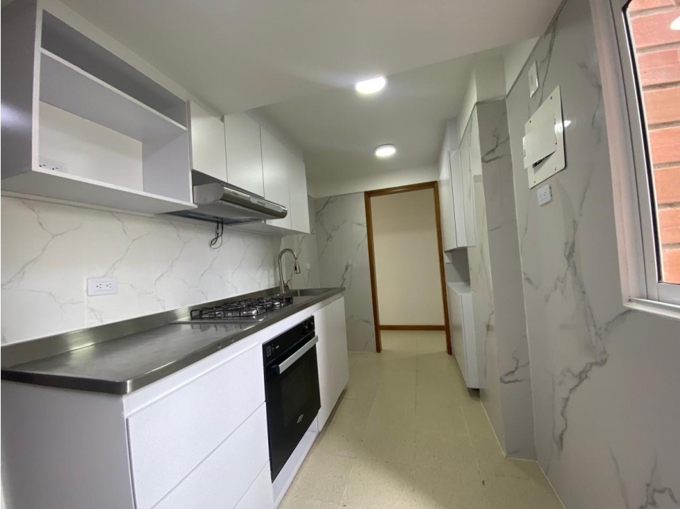 Arriendo Apartamento en el Poblado Sector Vizcaya — foto 2