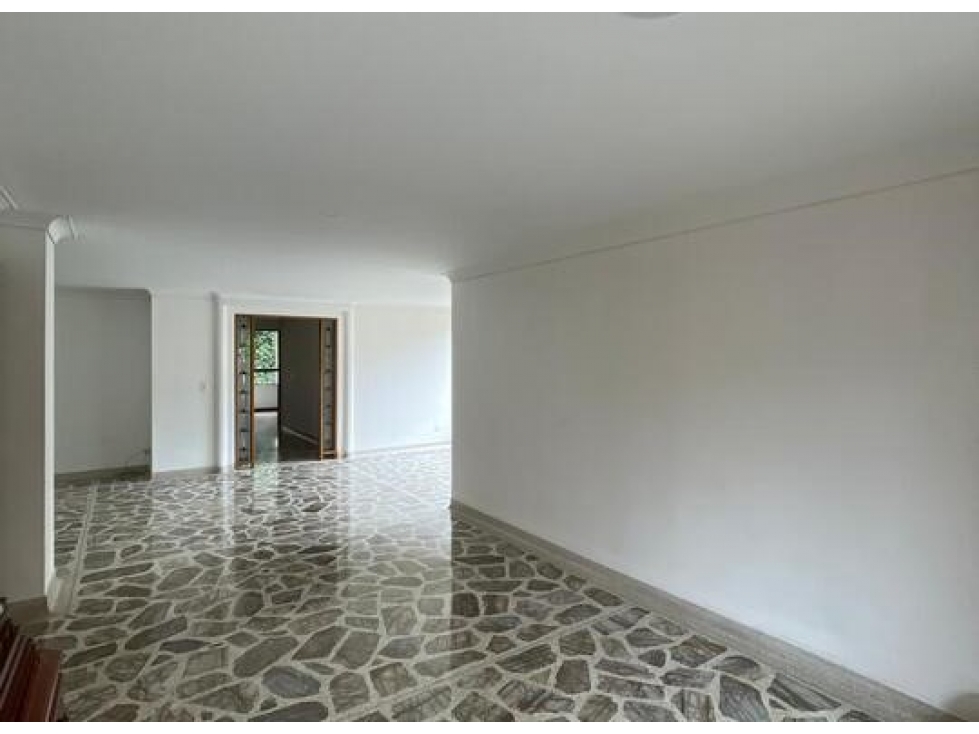 Apartamento en Arriendo Transversal Inferior Medellín — foto 2