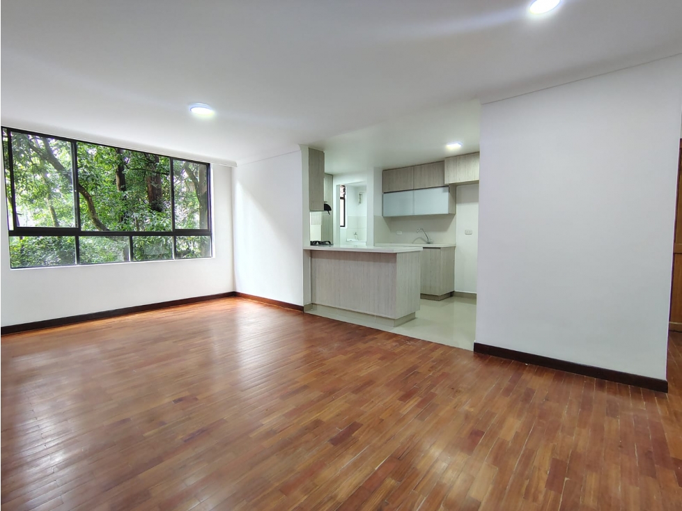 Apartamento en arriendo sector Milla de Oro