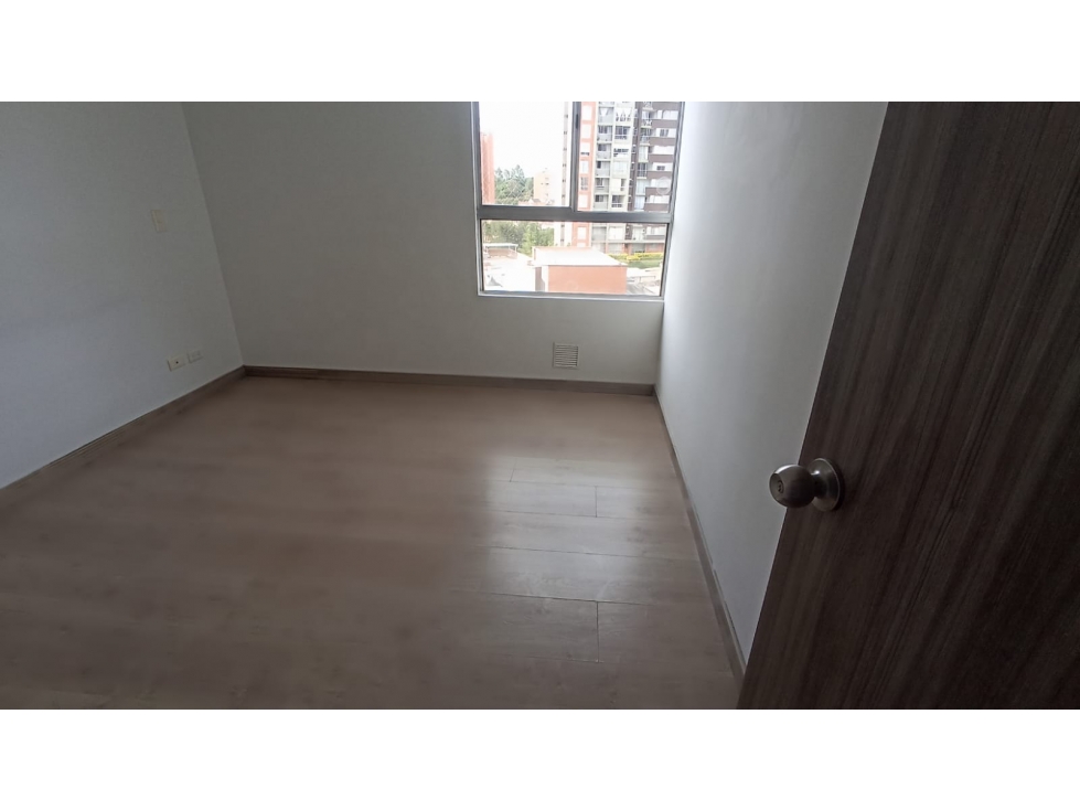 Apartamento en arriendo en Rionegro sector los colegios — foto 4