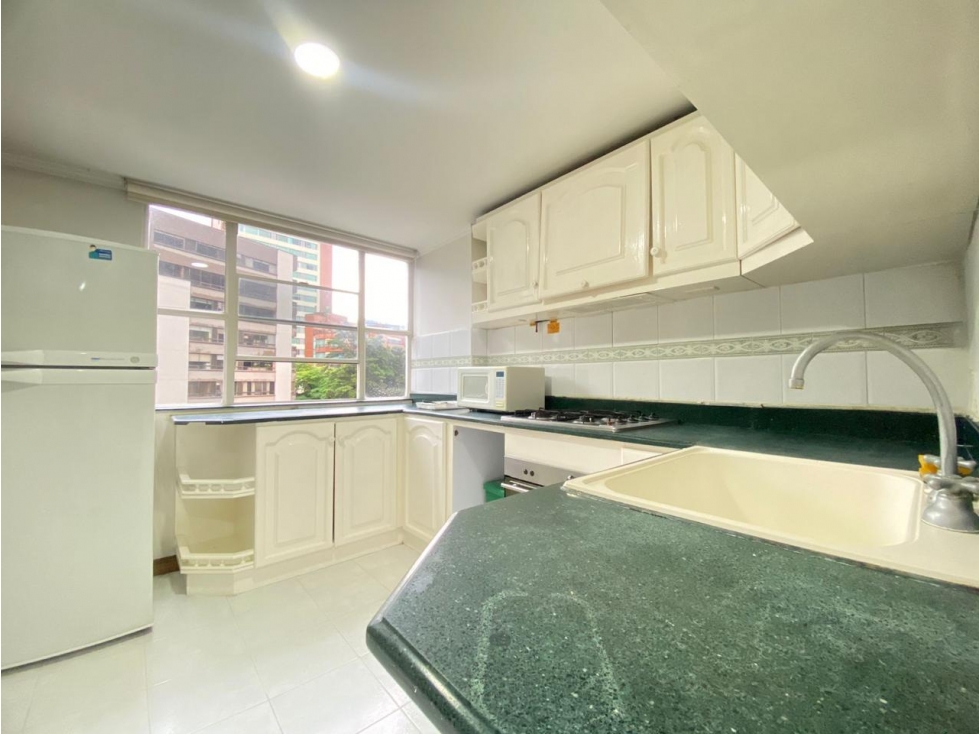 Apartamento en Arriendo Milla de Oro Medellin — foto 2