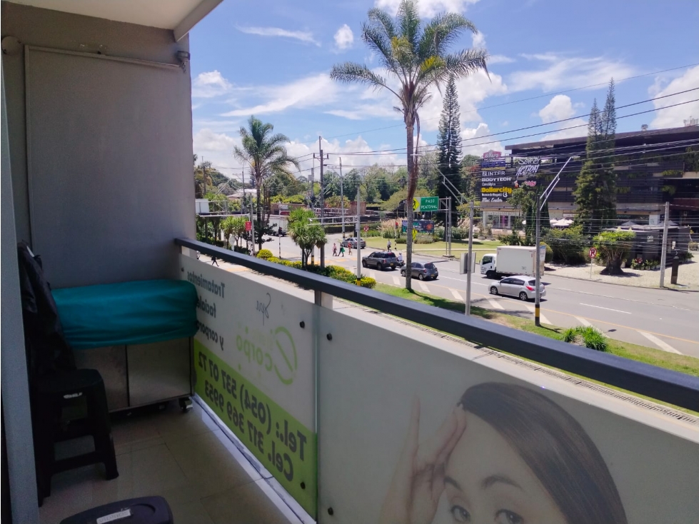 LOCAL EN ARRIENDO COMPLEX LLANOGRANDE - 2
