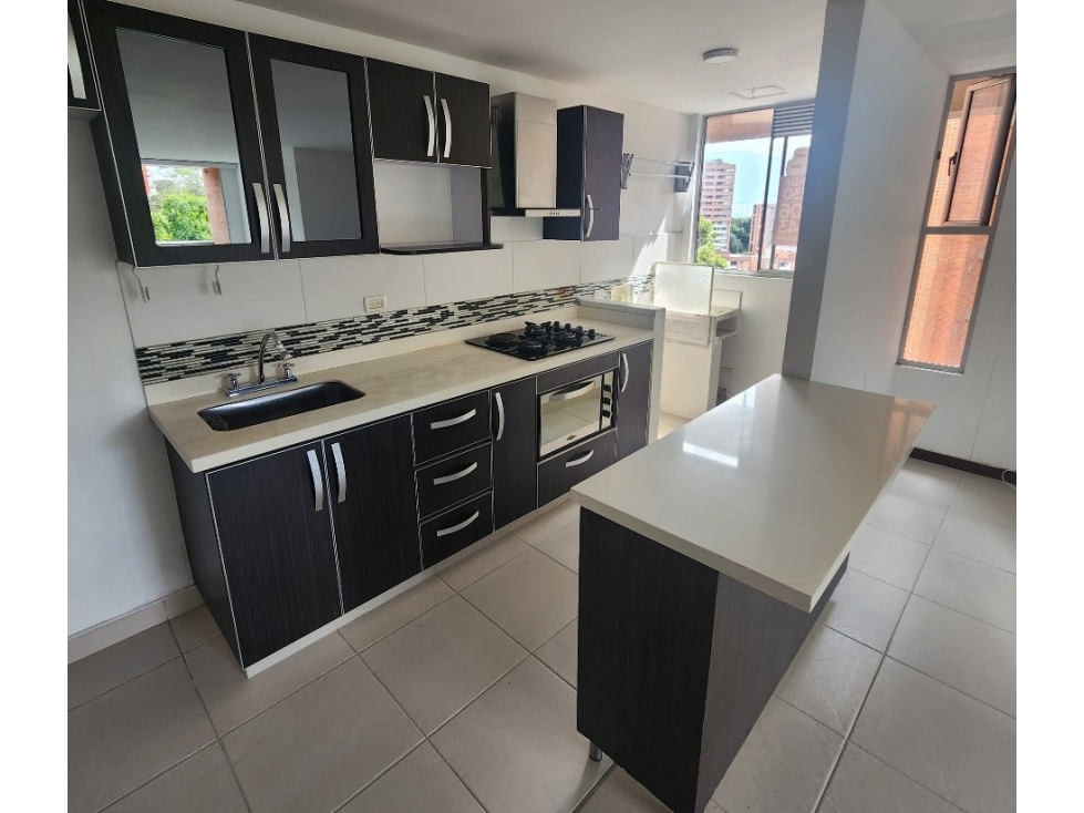 Apartamento en arriendo sector Loma del Esmeraldal — foto 5