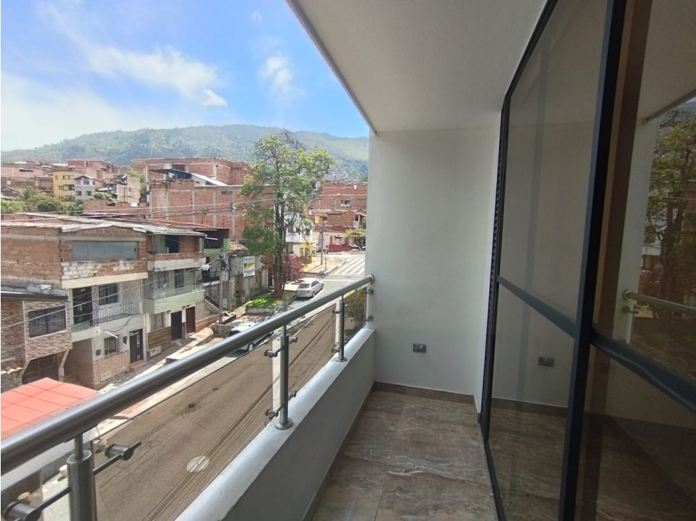 Arriendo Apartamento en Manrique — foto 6