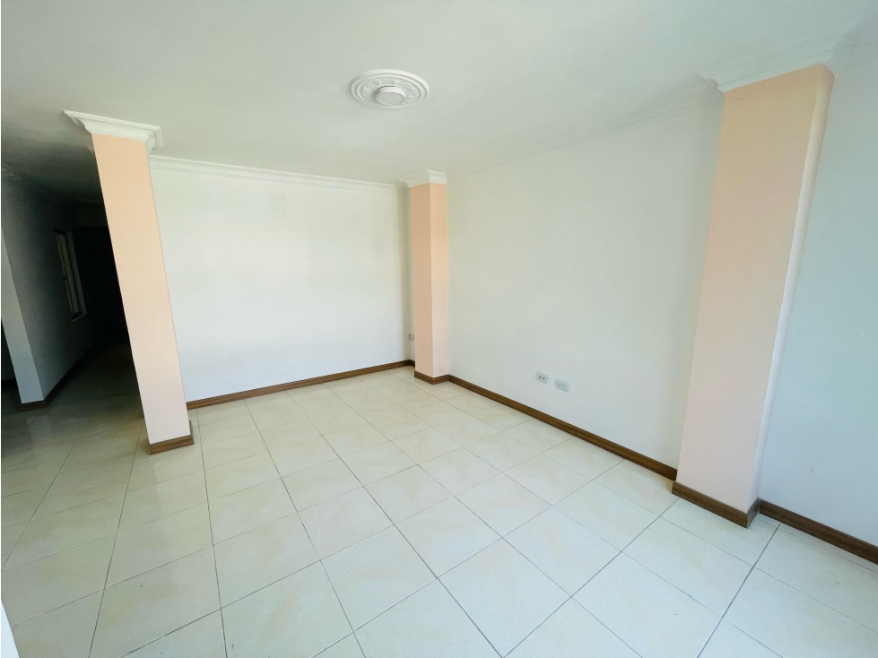 Apartamento en arriendo 3er piso Ciudad 2000 Cali — foto 5