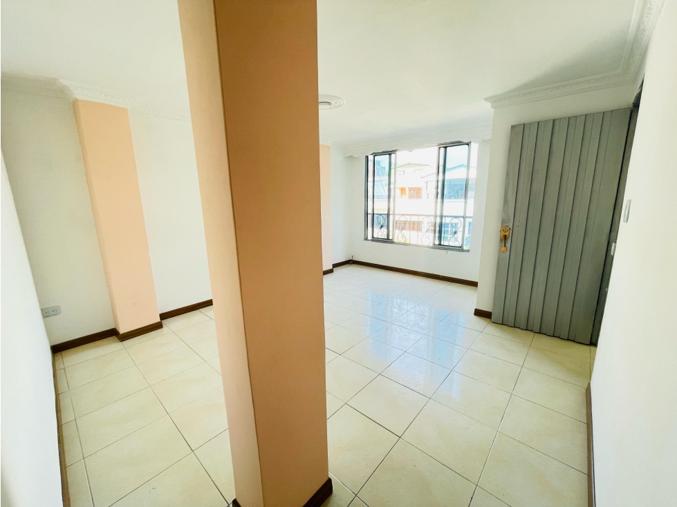 Apartamento en arriendo 3er piso Ciudad 2000 Cali — foto 3