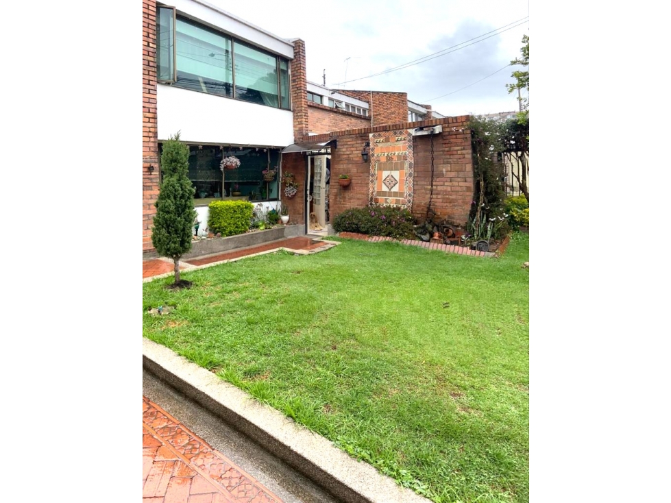En venta Casa Remodelada en Venta Niza Antigua — foto 6