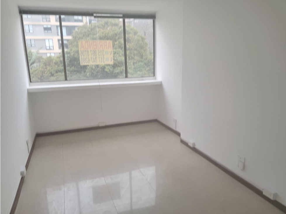 Oficina en alquiler cerca de Unicentro — foto 2