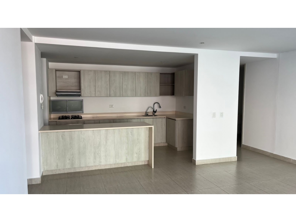 APARTAMENTO EN ARRIENDO EN ALTOS DE RIOMAR