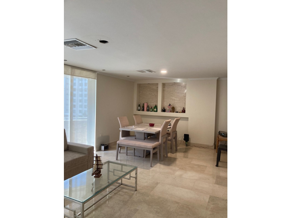 APARTAMENTO EN VENTA EN RIOMAR — foto 2