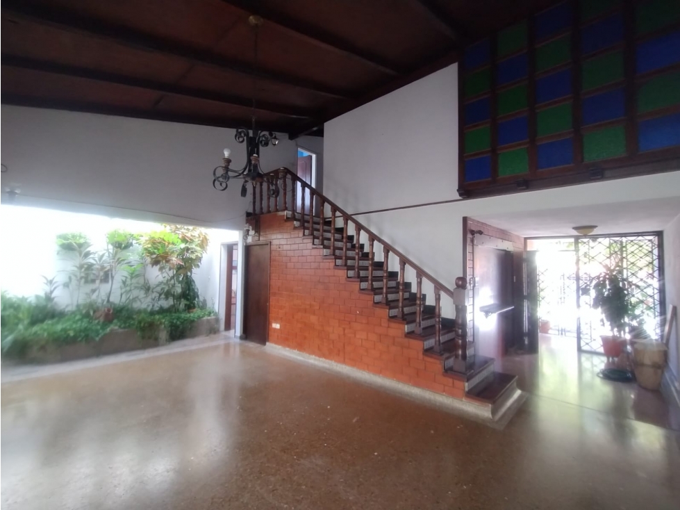 CASA DUPLEX EN VENTA EN ALTO PRADO