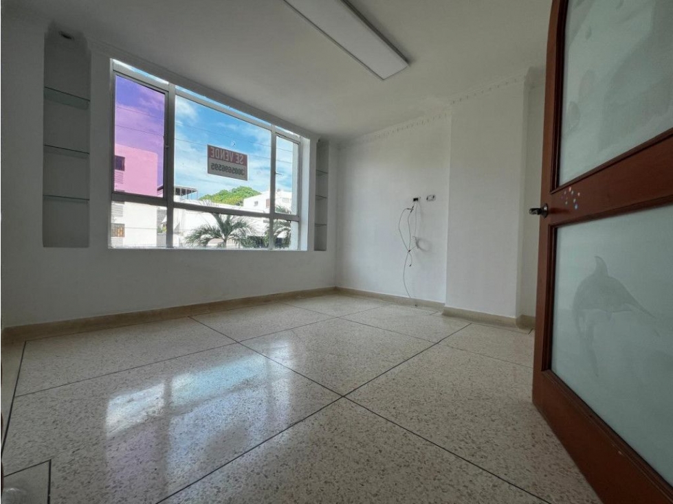 APARTAMENTO EN VENTA EN RIOMAR — foto 3