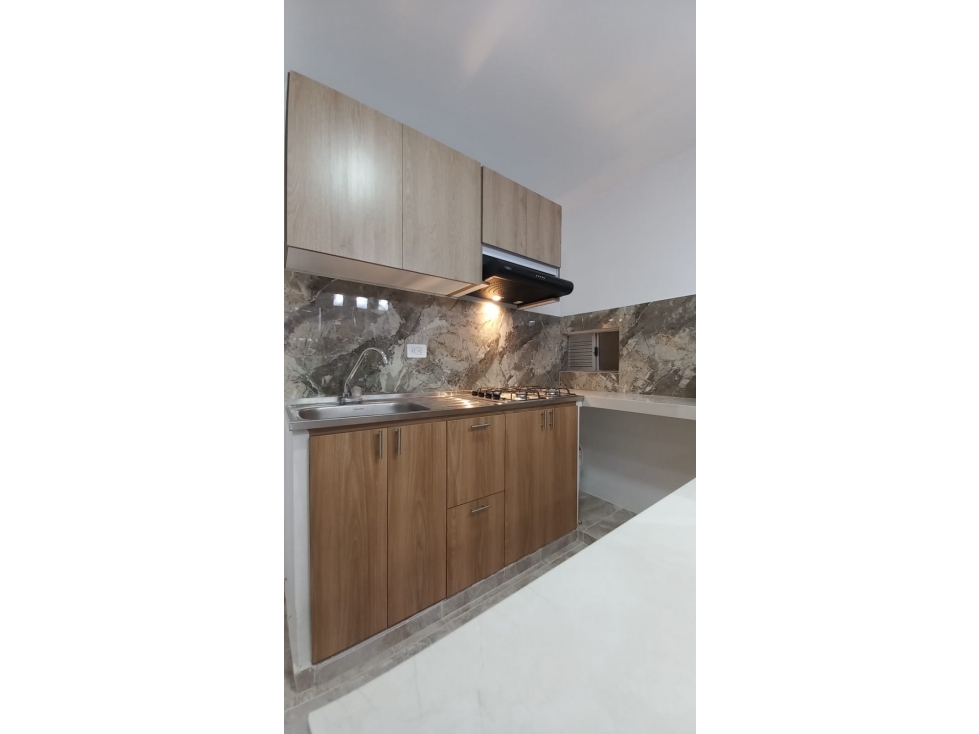 APARTAMENTO EN ALQUILER EN CIUDAD MALLORQUIN — foto 5