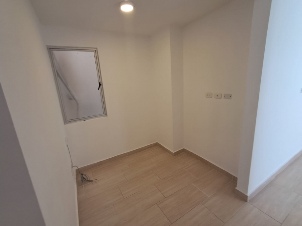 APARTAMENTO EN ARRIENDO EN RIO ALTO — foto 6