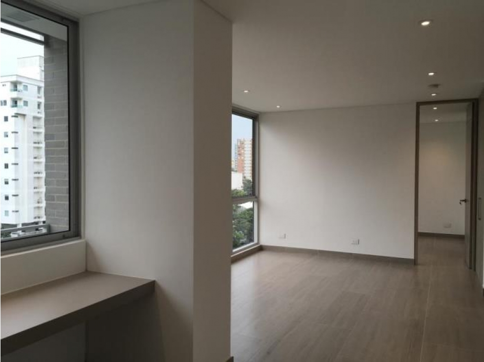 APARTAMENTO EN ALQUILER EN EL POBLADO — foto 2