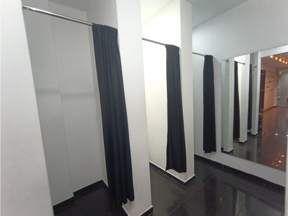 LOCAL EN ALQUILER Y VENTA EN VILLA COUNTRY - 6