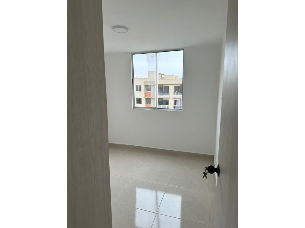 APARTAMENTO EN ALQUILER EN ALAMEDA DEL RIO — foto 4