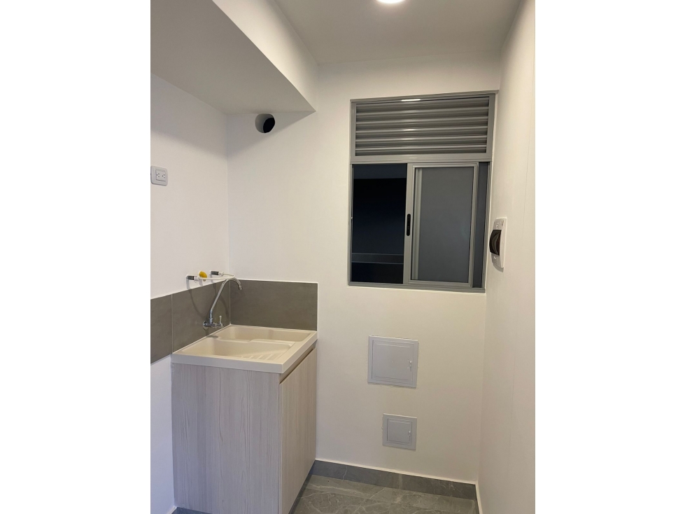 APARTAMENTO EN VENTA EN RIOMAR — foto 5