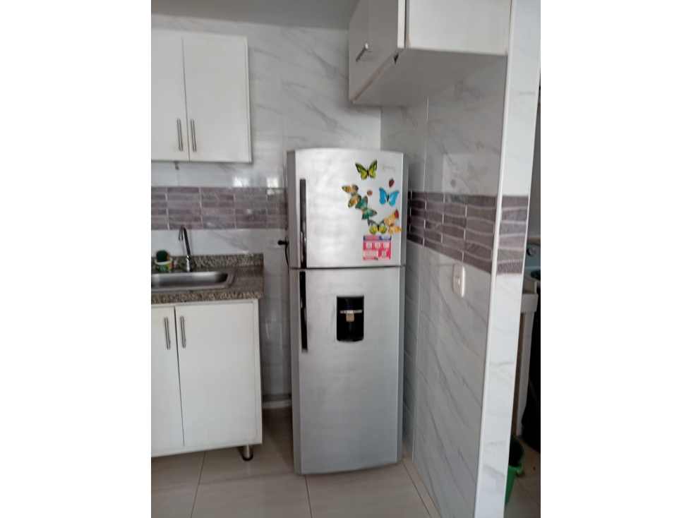 APARTAMENTO EN ALQUILER EN ALAMEDA — foto 4