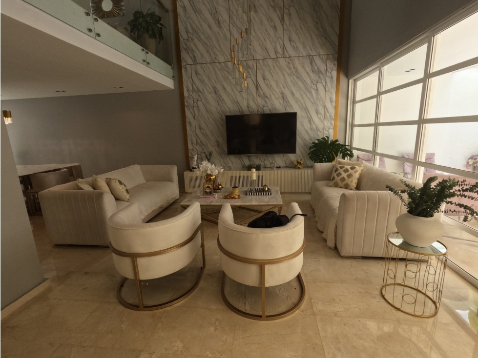CASA EN VENTA EN LA CASTELLANA — foto 2