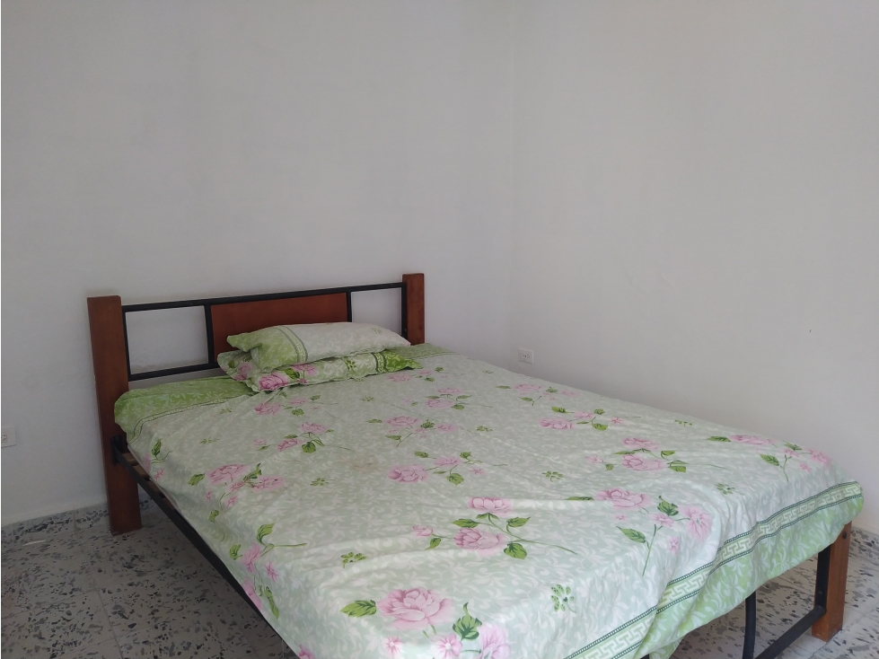 APARTAMENTO EN ALQUILER EN RIOMAR — foto 5