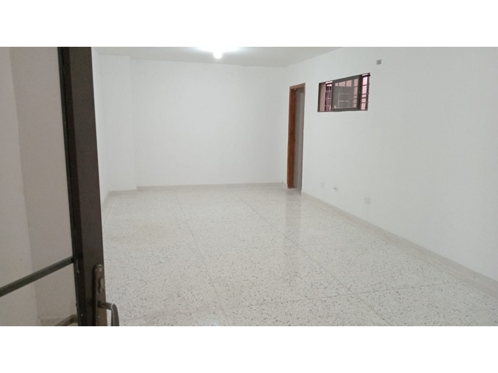 LOCAL EN ALQUILER EN ALTO PRADO