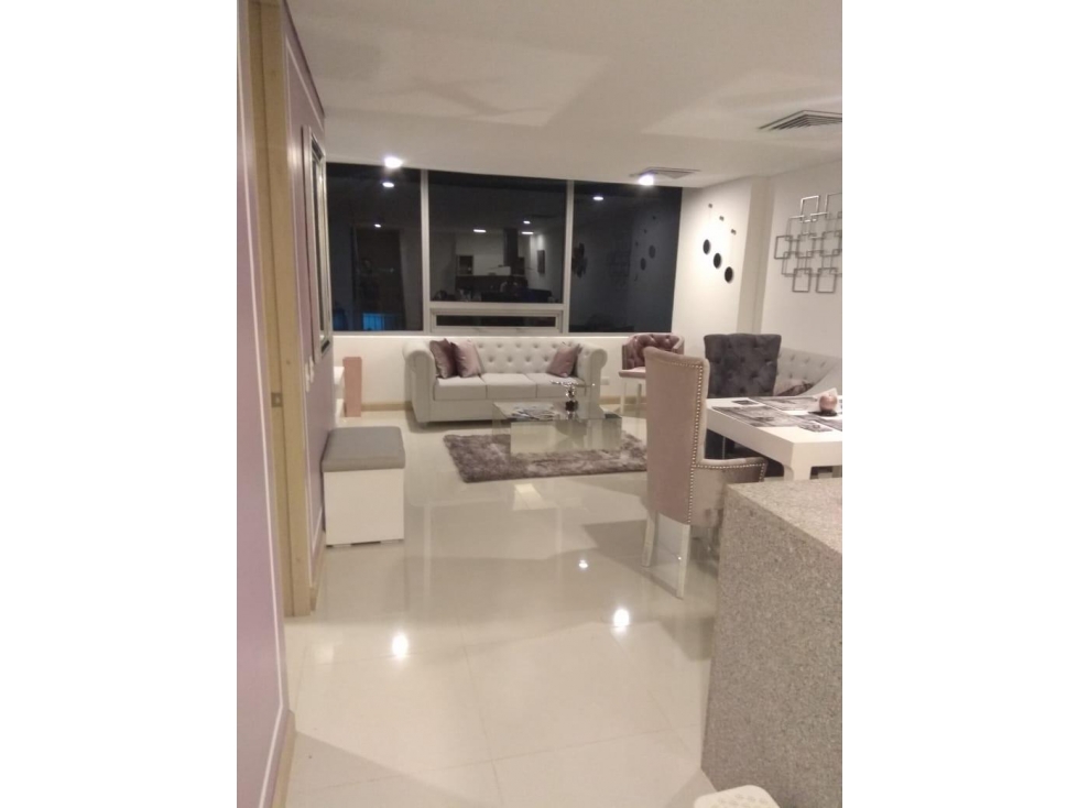 APARTAESTUDIO AMOBLADO EN LA CASTELLANA — foto 2