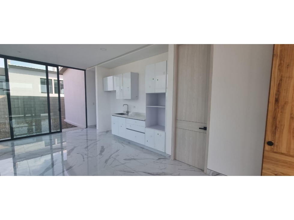 CASA EN VENTA EN BAJO OSTION — foto 5