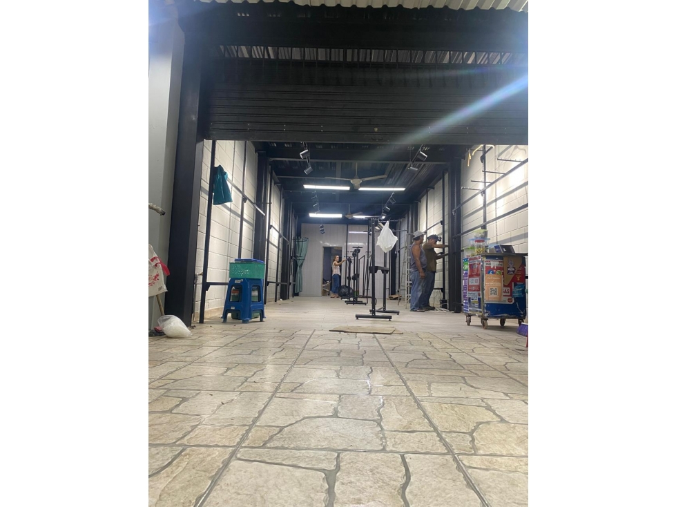 LOCAL EN VENTA Y ARRIENDO EN SIMON BOLIVAR