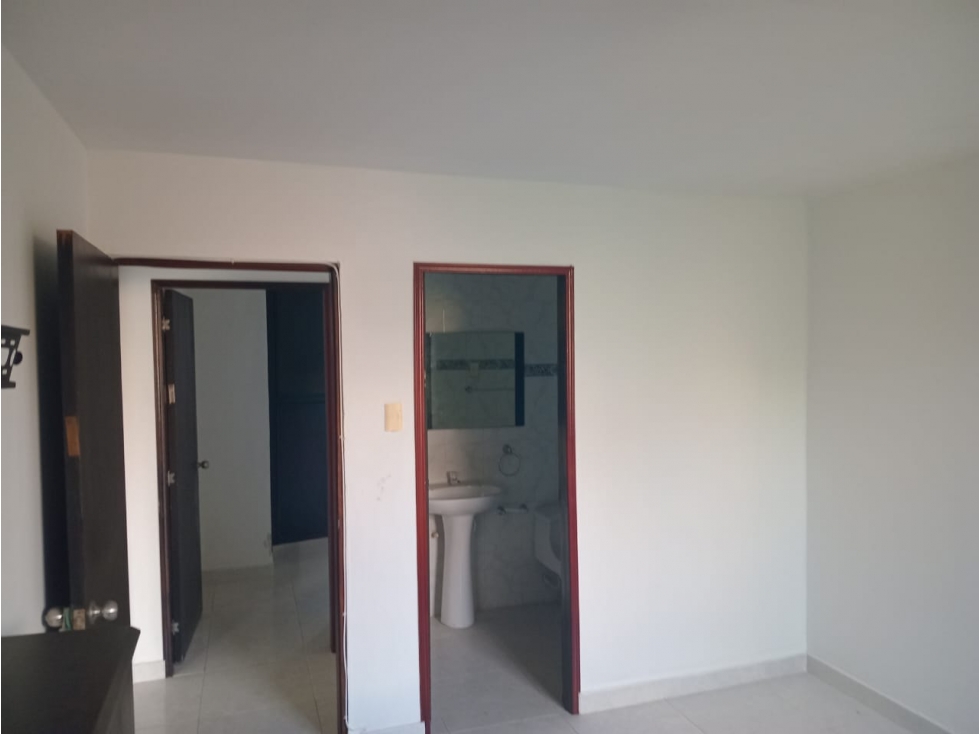 APARTAMENTO EN ARRIENDO Y VENTA EN RIOMAR — foto 6