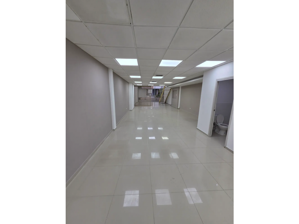 OFICINA EN ARRIENDO EN PORTAL DE GENOVES — foto 5