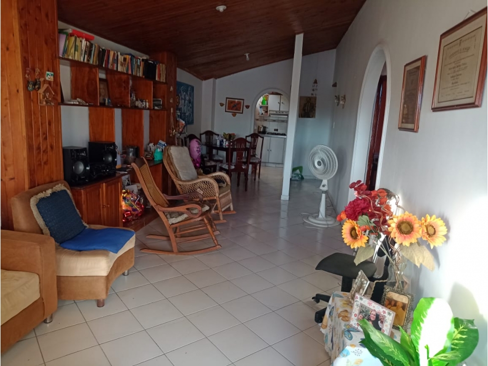 APARTAMENTO EN VENTA EN LAS DELICIAS — foto 6