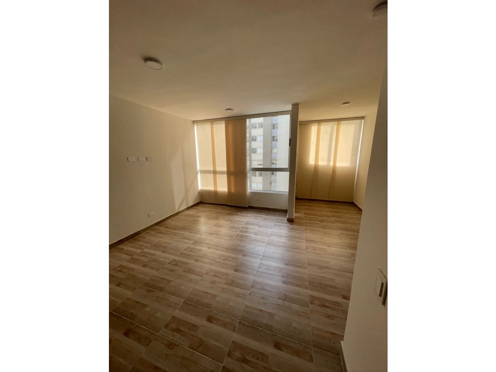 APARTAMENTO EN ARRIENDO EN CIUDAD MALLORQUIN — foto 2