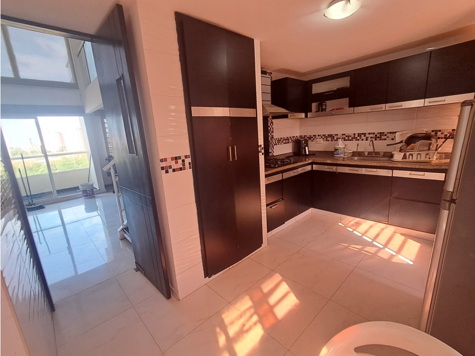 APARTAMENTO DUPLEX AMOBLADO EN ARRIENDO Y VENTA EN MIRAMAR — foto 3