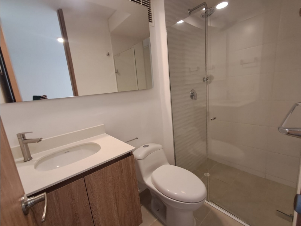 APARTAMENTO PARA ESTRENAR EN ARRIENDO - 6