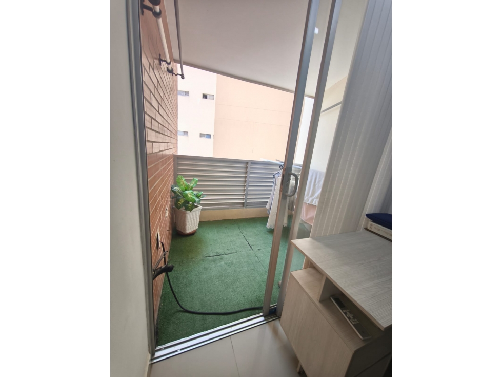 APARTAMENTO EN VENTA EN LAS DELICIAS — foto 3