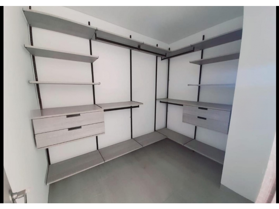 APARTAMENTO EN VENTA EN RIOMAR — foto 6