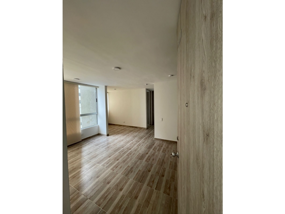 APARTAMENTO EN ARRIENDO EN CIUDAD MALLORQUIN — foto 5