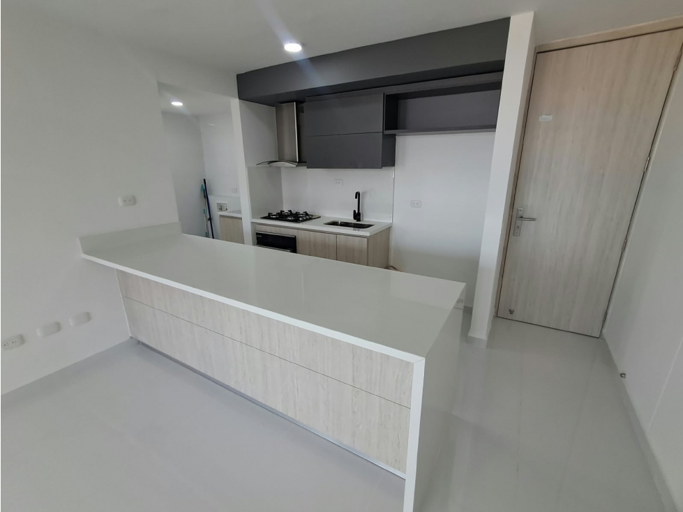 APARTAMENTO PARA ESTRENAR EN ARRIENDO EN RIO ALTO — foto 3