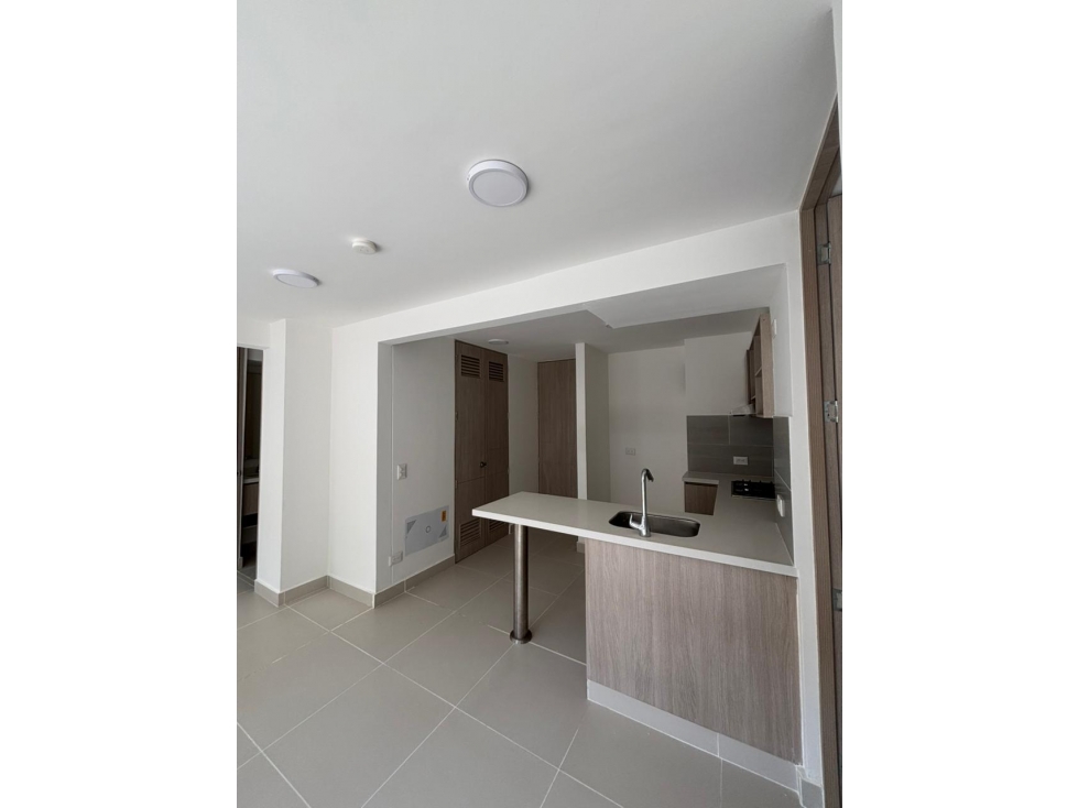 APARTAMENTO EN VENTA EN RIOMAR — foto 5