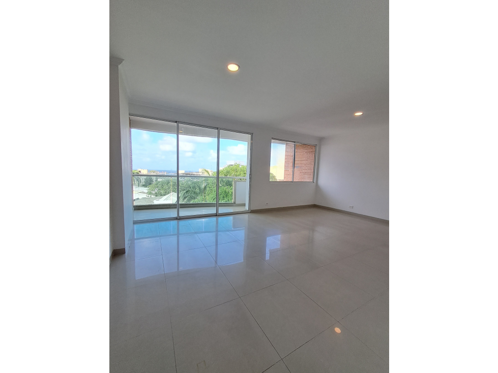 APARTAMENTO EN ARRIENDO Y VENTA EN ALTOS DE RIOMAR — foto 4