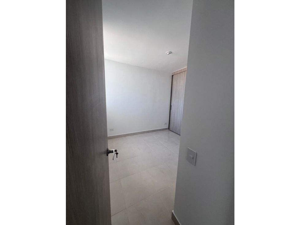 APARTAMENTO PARA ESTRENAR EN ALQUILER Y VENTA EN ALAMEDA DEL RIO — foto 3