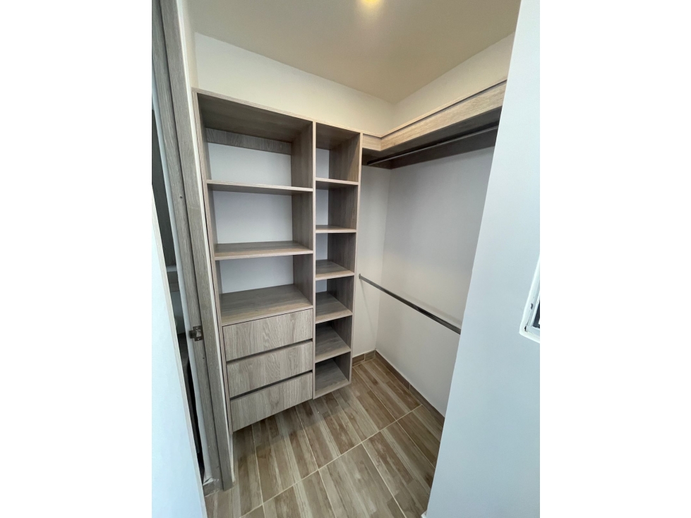 APARTAMENTO PARA ESTRENAR EN ALQUILER EN CIUDAD MALLORQUIN — foto 4